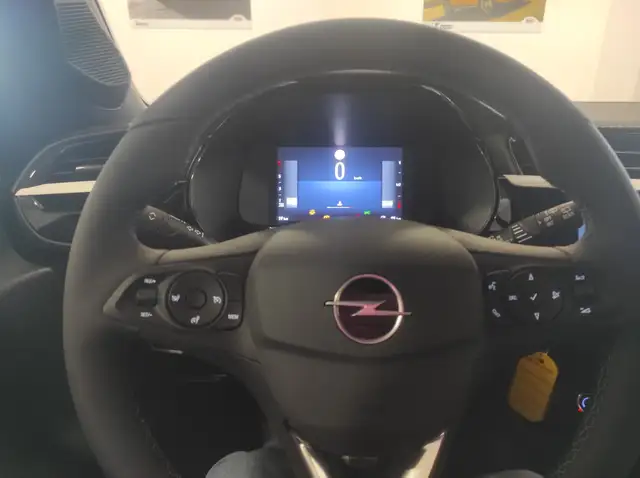Opel Corsa view 10