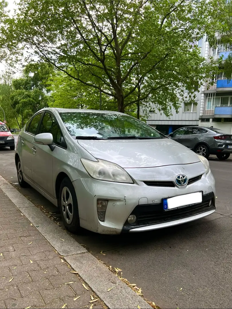 Toyota Prius (Hybrid) Silber - 1