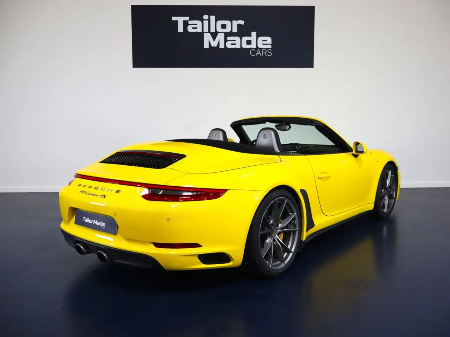 Porsche 911 Cabriolet Carrera 4S - 2