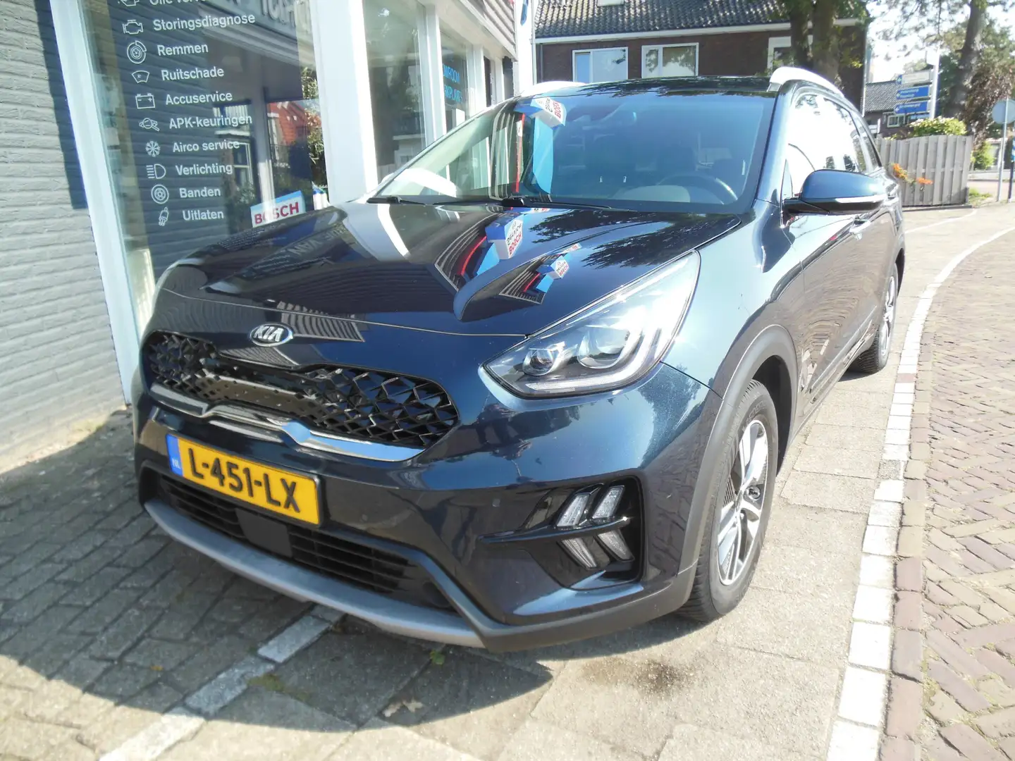 Kia Niro 1.6 GDi Hybrid DynamicPlusLine 12 maanden Bovag ga Blau - 1