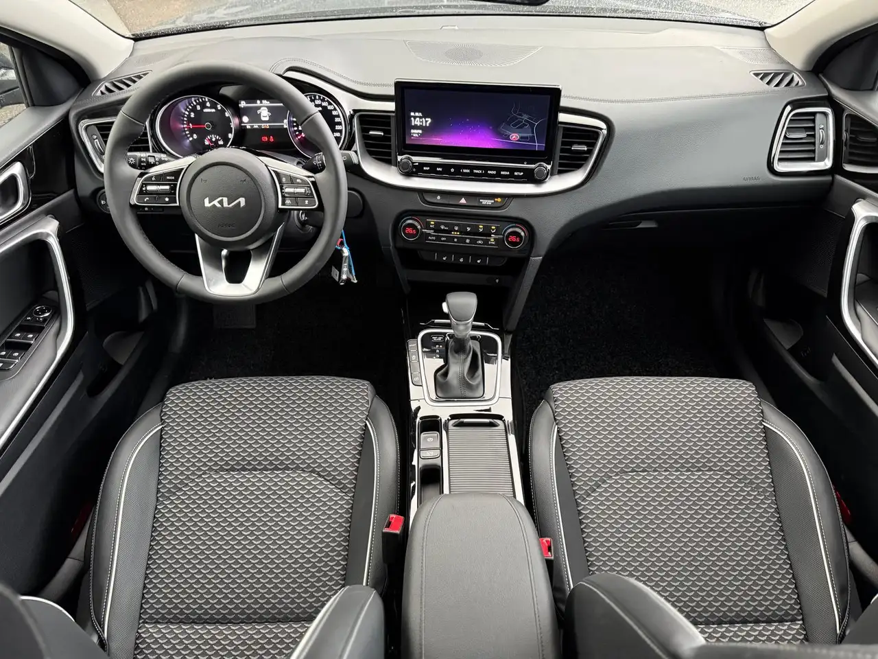 Kia XCeed Gold 1.6 T-GDi DCT Navi*Android Auto*Teilleder*... 6