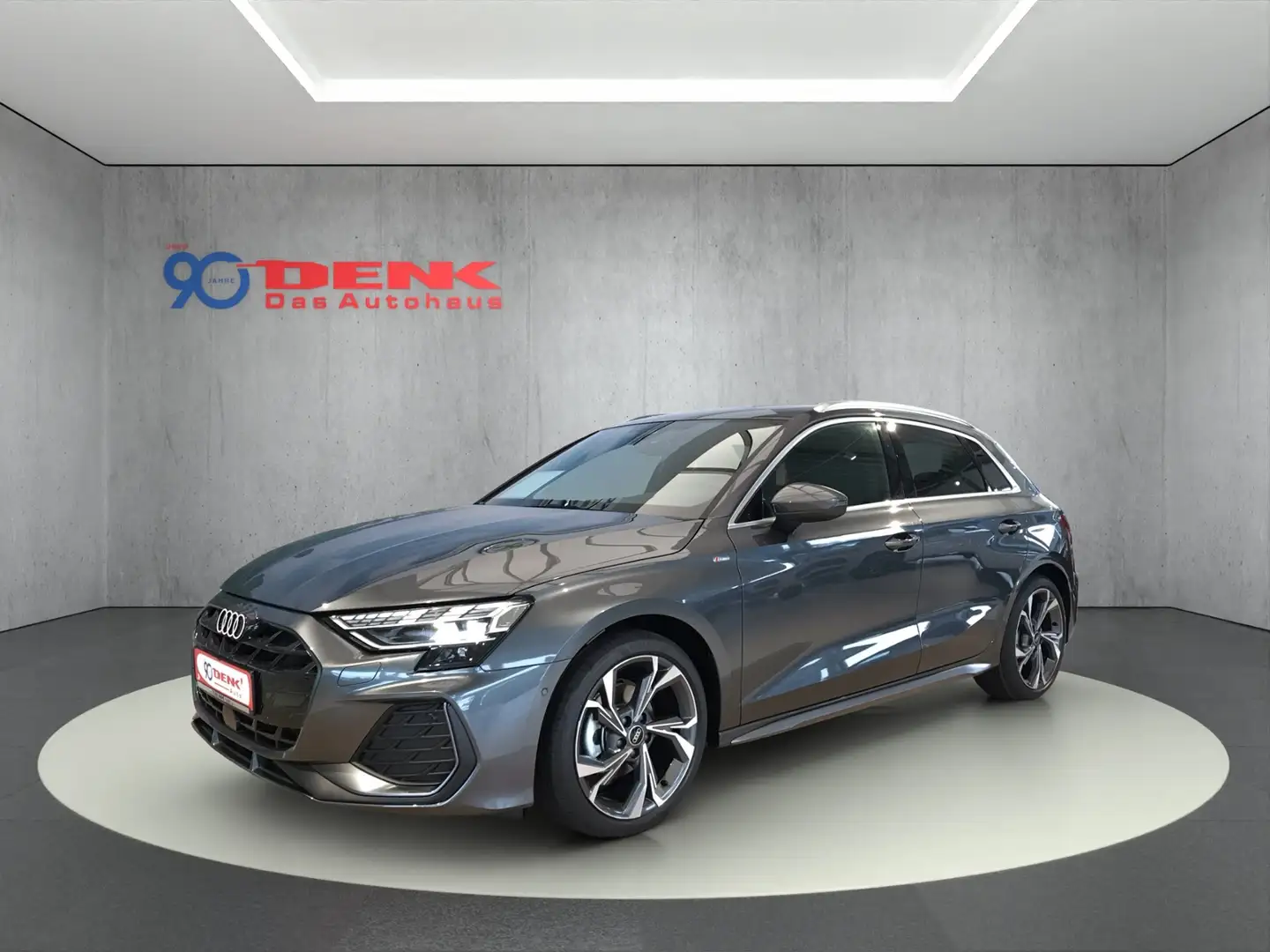 Audi A3 Sportback S line 35 1.5 TFSI*KAM*18Zoll* Grijs - 1