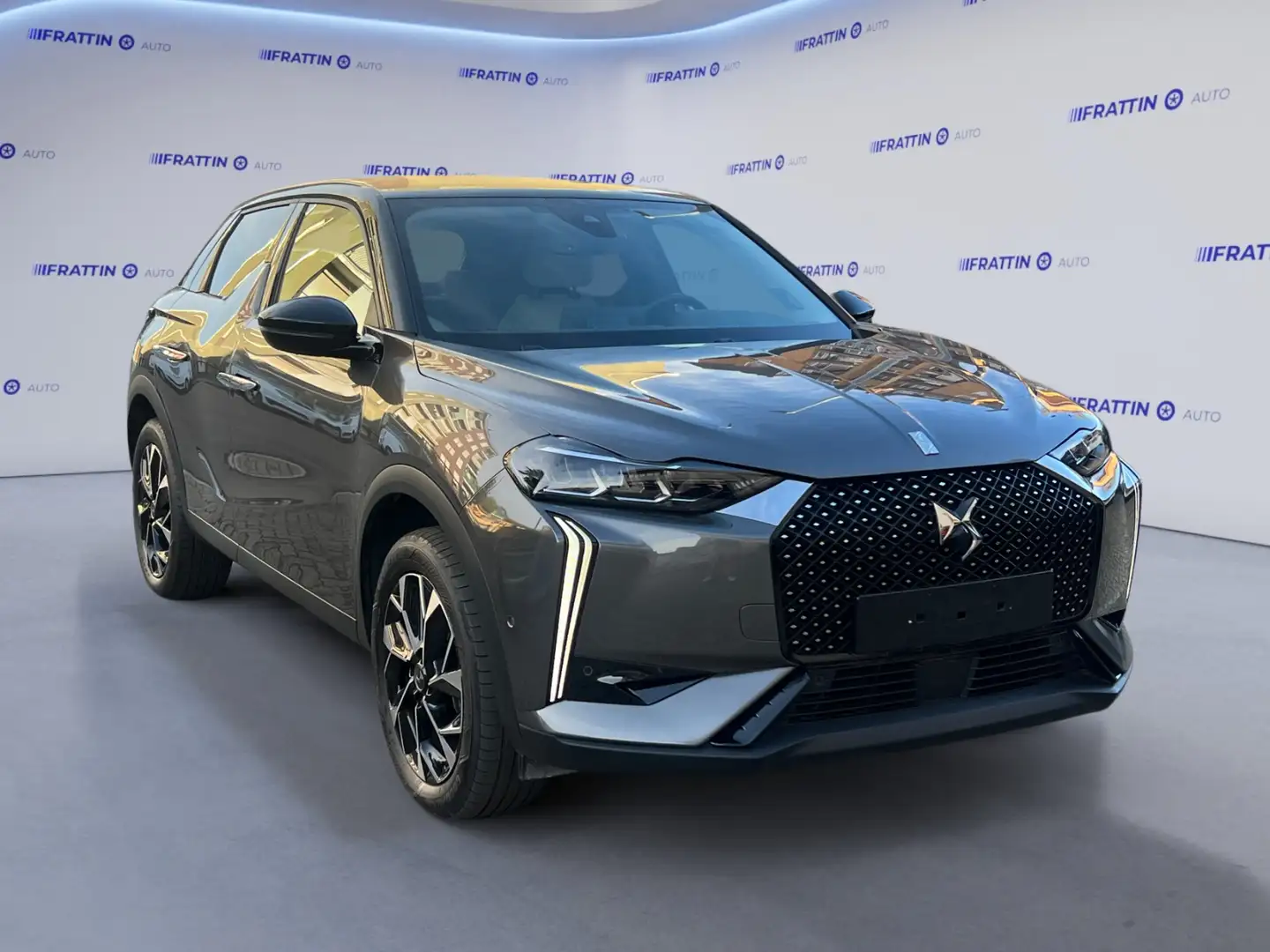 DS Automobiles DS 3 PureTech 130 aut. Rivoli Szürke - 2