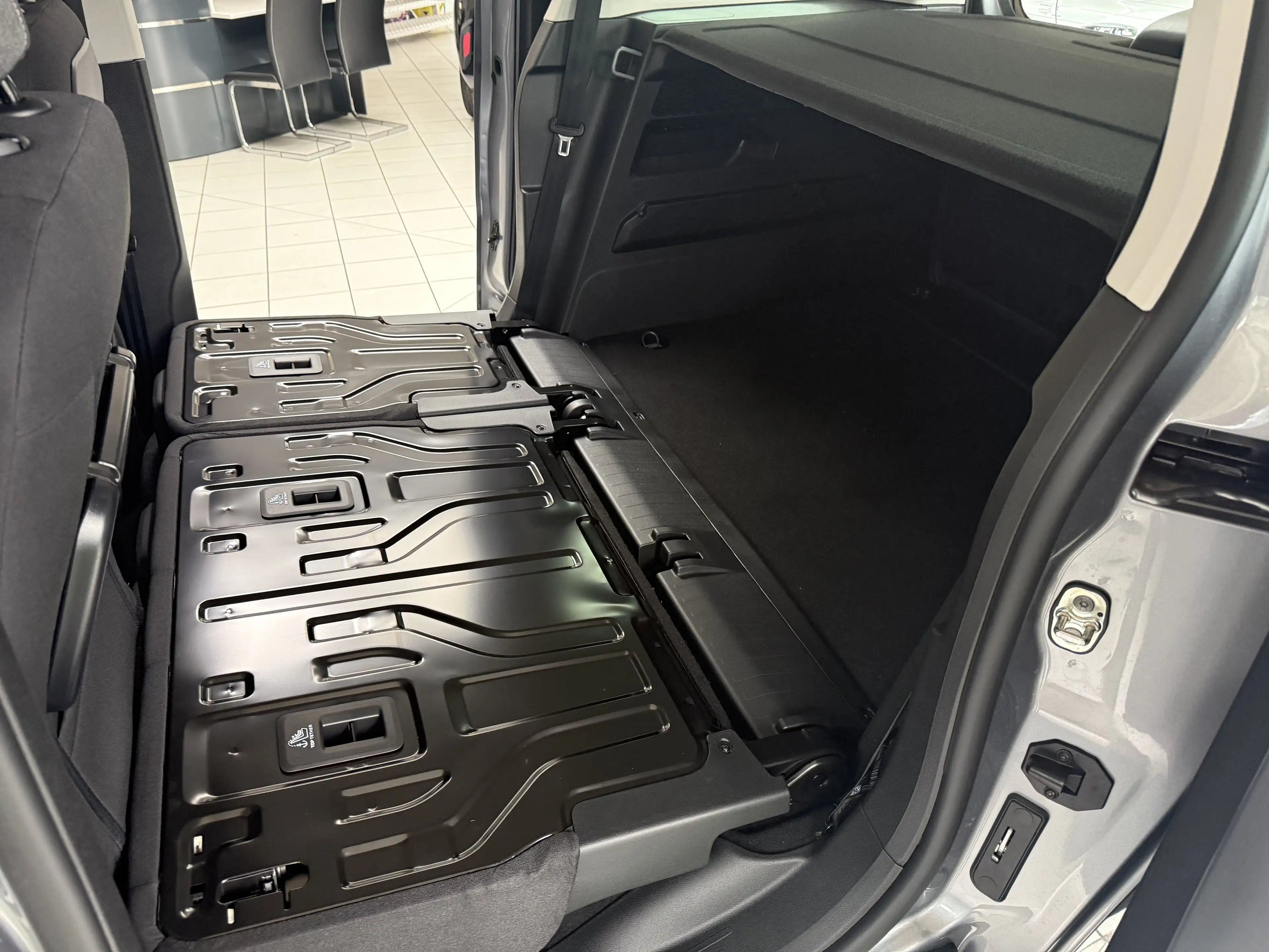 Opel Combo Life 1.2 Edition L — photo 10