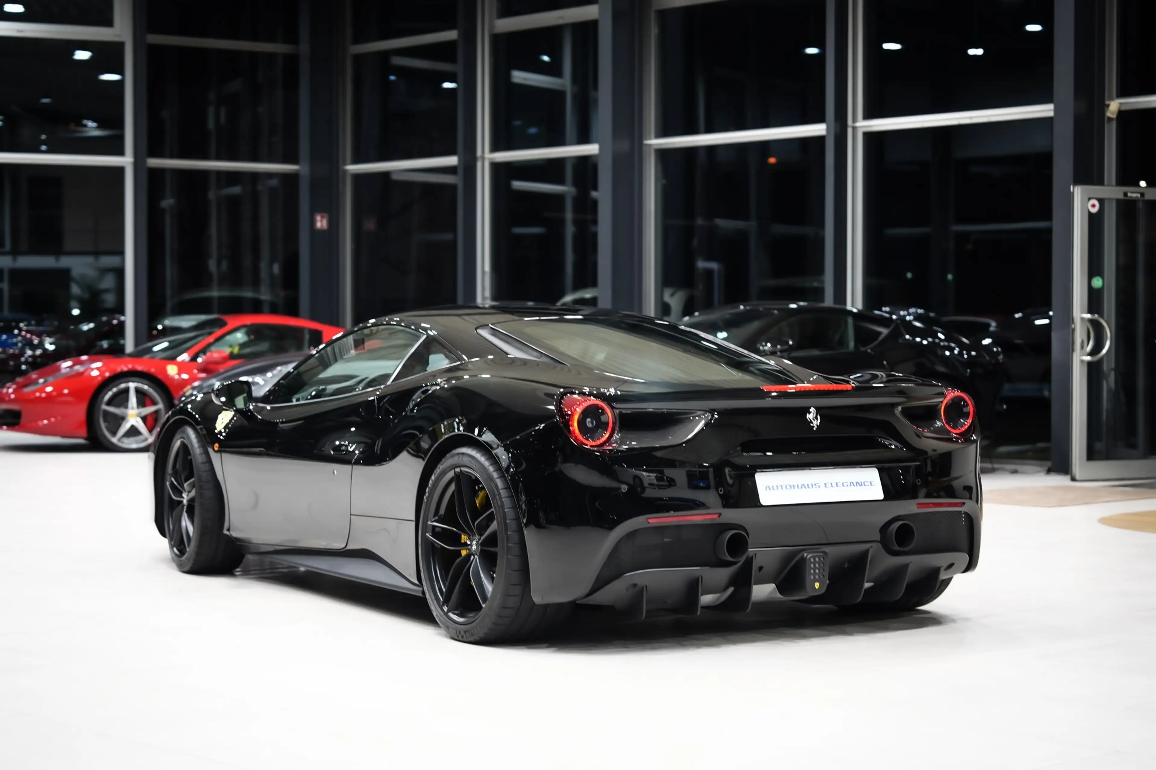 Ferrari 488 GTB*CARBON-LED*RACING-SEATS*JBL*1.HAND* — photo 4
