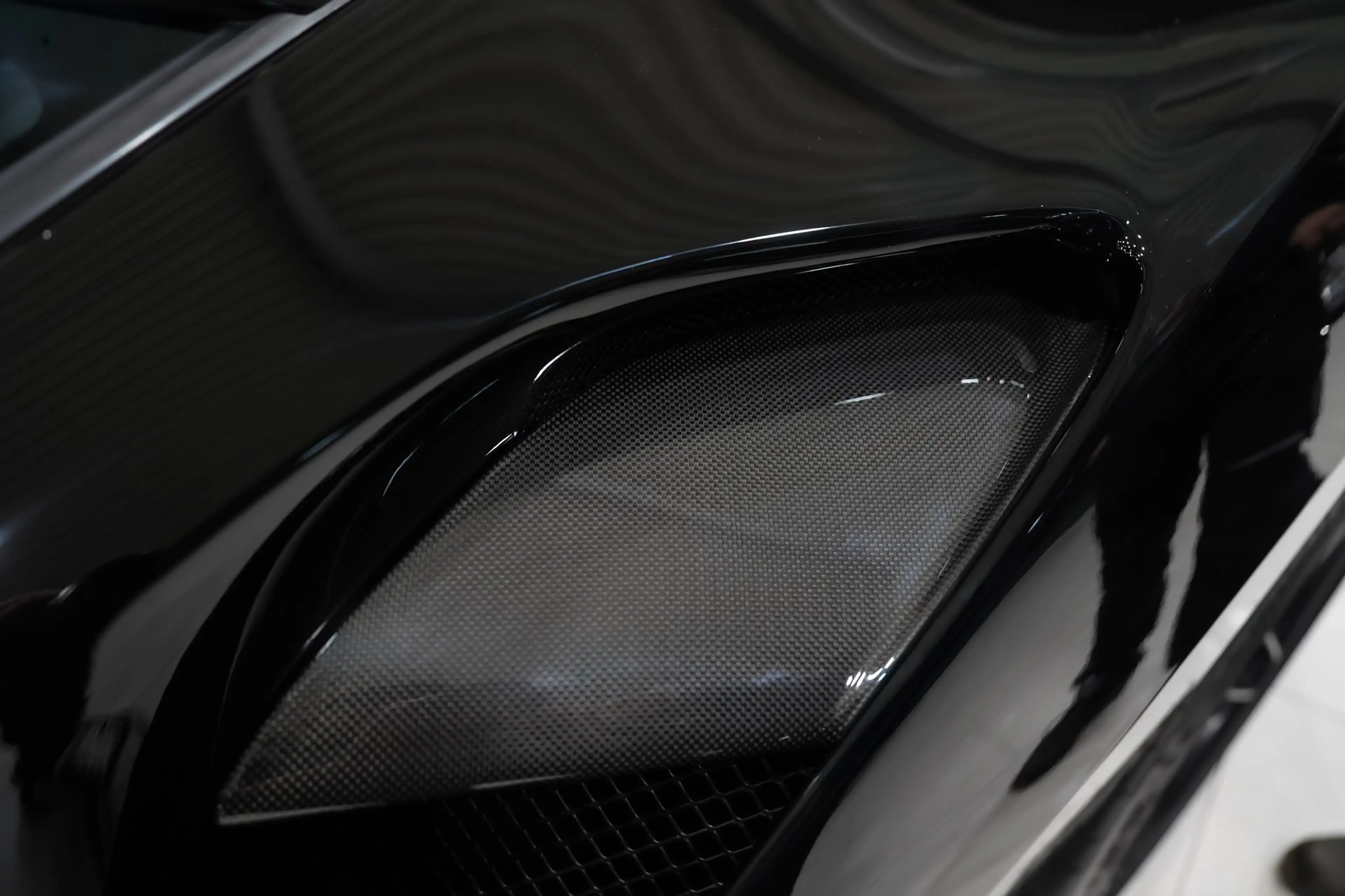 Ferrari 488 GTB*CARBON-LED*RACING-SEATS*JBL*1.HAND* — photo 15