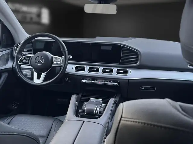 Mercedes-Benz GLE view 15