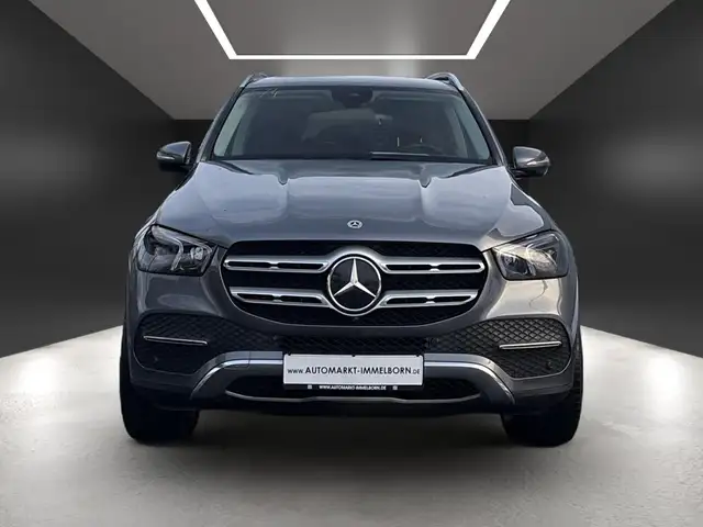 Mercedes-Benz GLE view 9