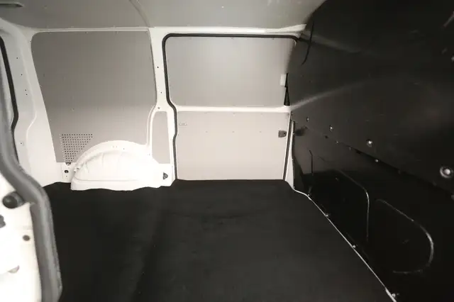 Volkswagen Transporter view 25