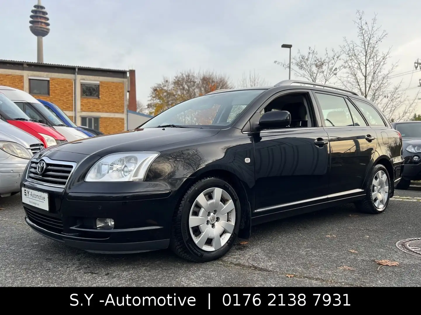 Toyota Avensis Kombi 1.8 Sol|Klimaautomatik|PDC|AHK|MFL Schwarz - 1