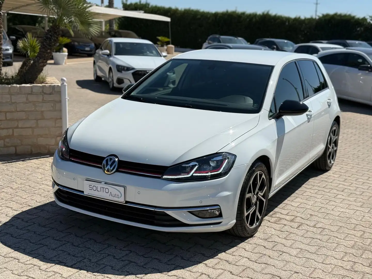 Volkswagen Golf 1.6 tdi GTI Pack 115cv dsg Full Led Bianco - 1