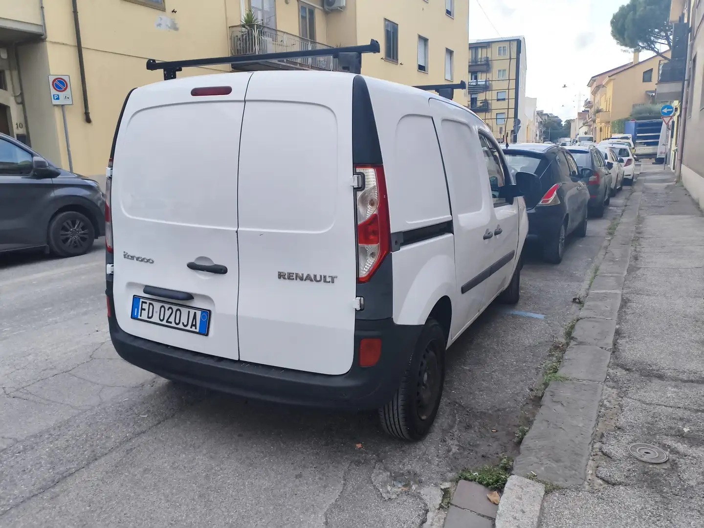 Renault Kangoo E-TECH - 2
