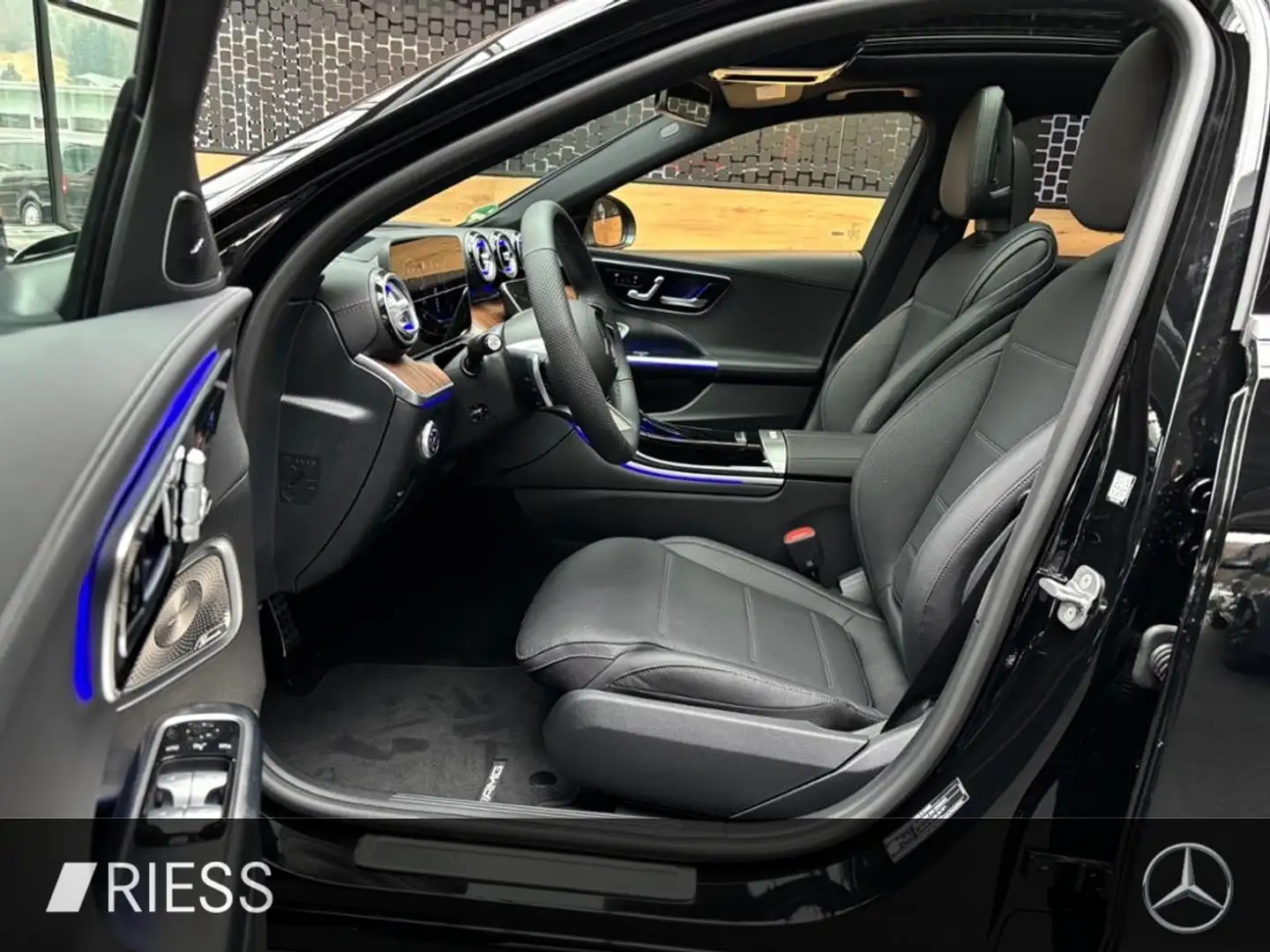 Mercedes-Benz C 200 d AMG+PANO+HUD+MEMORY+360°+DIGITAL-LIGHT+ Schwarz - 2