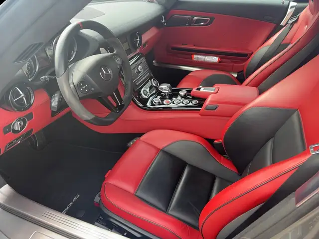 Mercedes-Benz Amg GT view 9