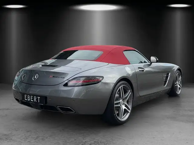 Mercedes-Benz Amg GT view 5