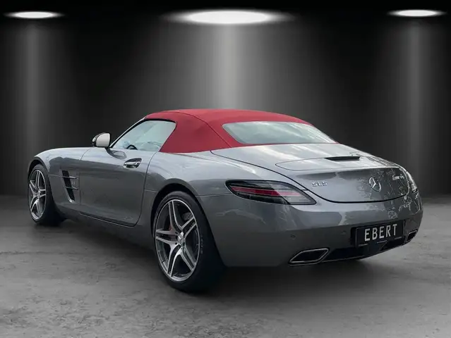Mercedes-Benz Amg GT view 3
