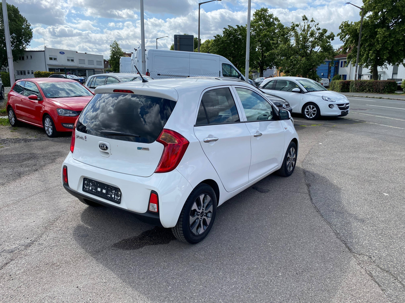 Kia Picanto Dream Team gut erhalten — photo 3