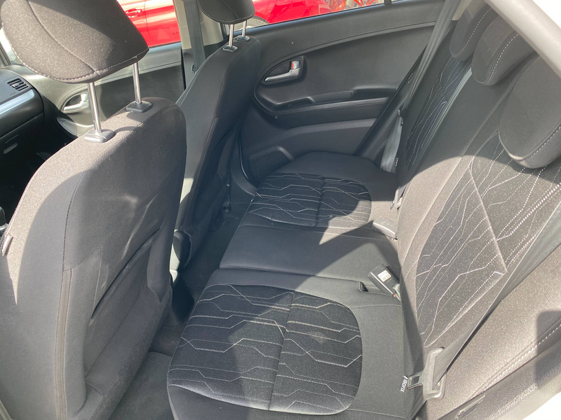 Kia Picanto Dream Team gut erhalten — photo 9