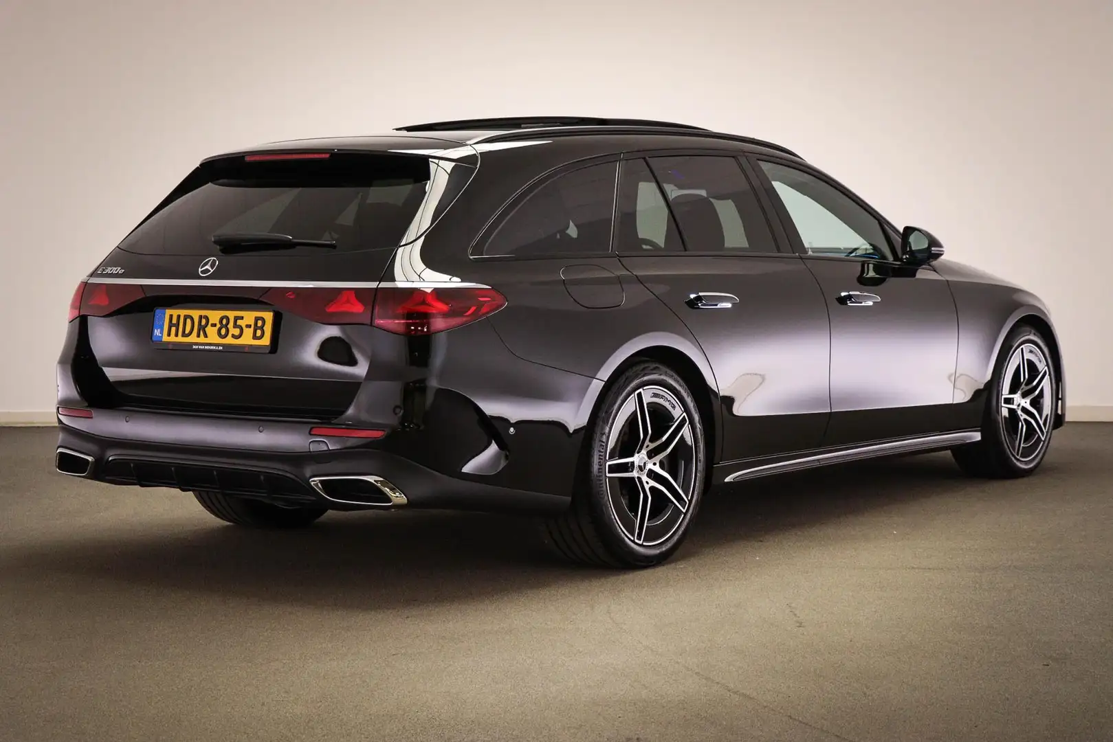 Mercedes-Benz E 300 Estate e AMG Line | PANORAMADAK | BURMESTER DAB | Noir - 2