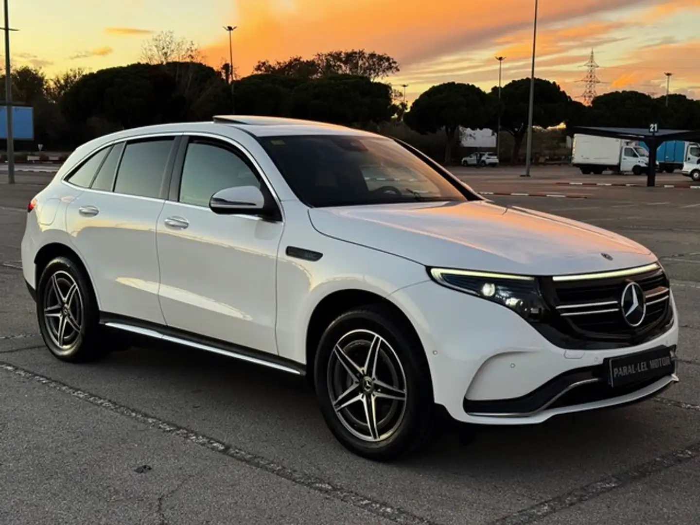 Mercedes-Benz EQC 400 4MATIC Blanc - 1
