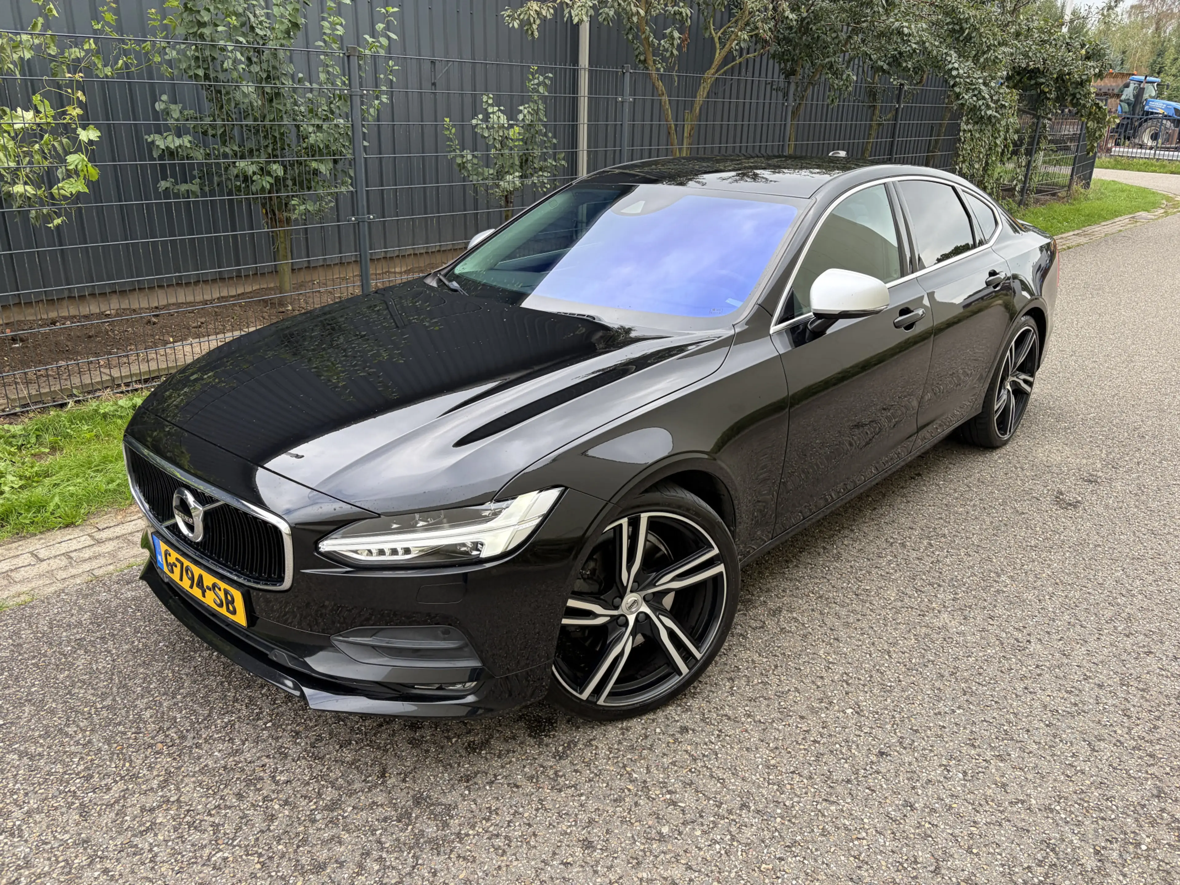 Volvo S90 2.0 T4 R-Design / AUTOMAAT / LEER / MEMORY / 167dk — photo 2
