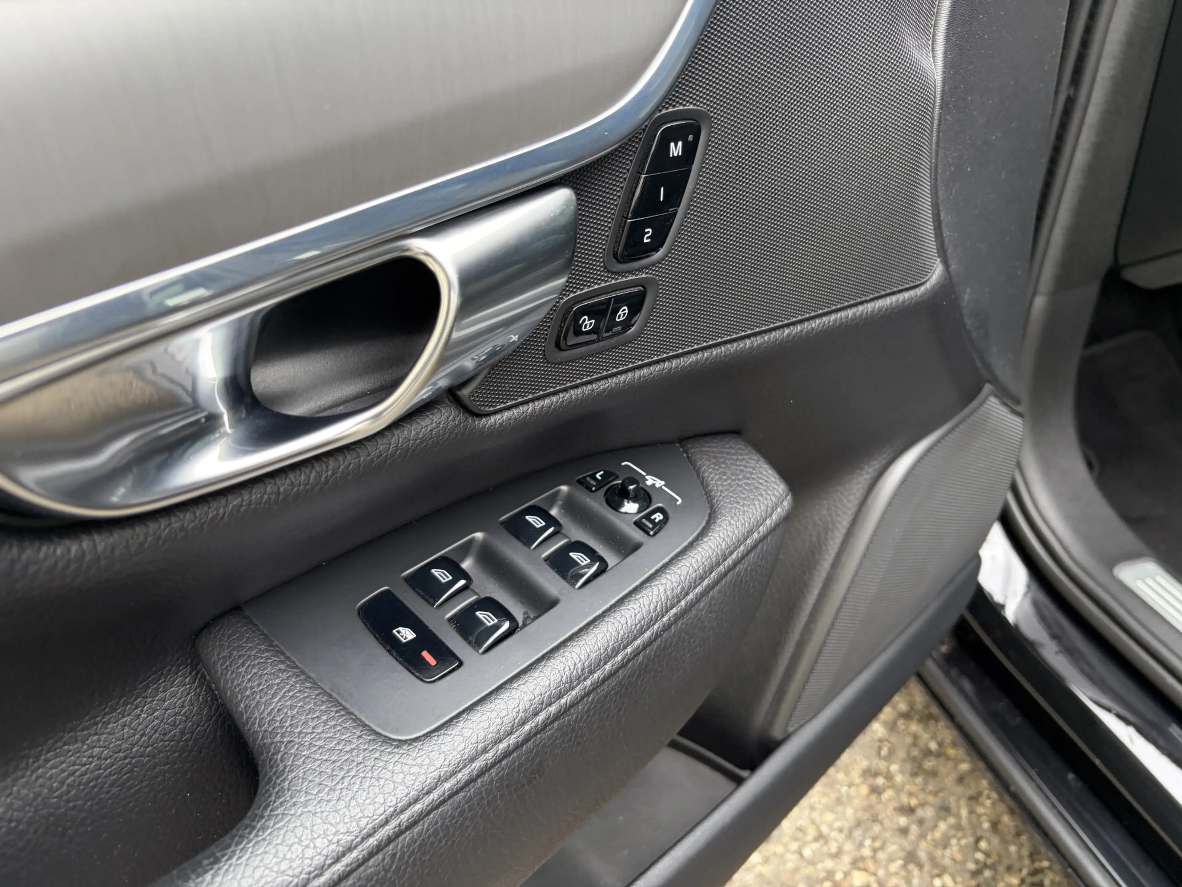 Volvo S90 2.0 T4 R-Design / AUTOMAAT / LEER / MEMORY / 167dk — photo 7