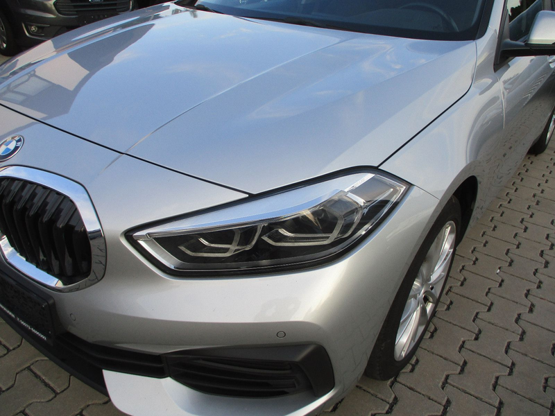 BMW 118 d NAVI HEAD SPURH LED AHK SITZH TEMP PDC — photo 5
