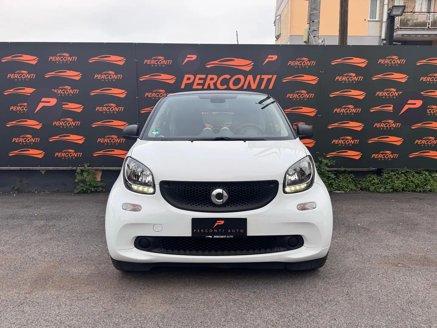smart forTwo 1.0 Youngster 71cv twinamic Weiß - 2