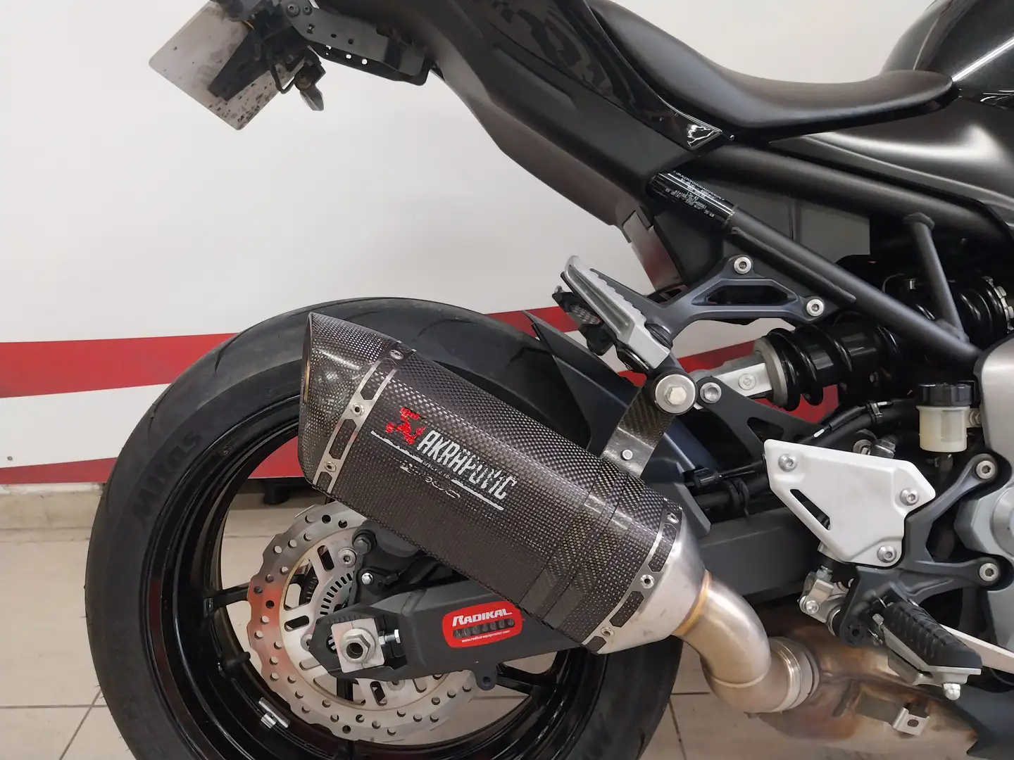 Kawasaki Z 900 Noir - 2