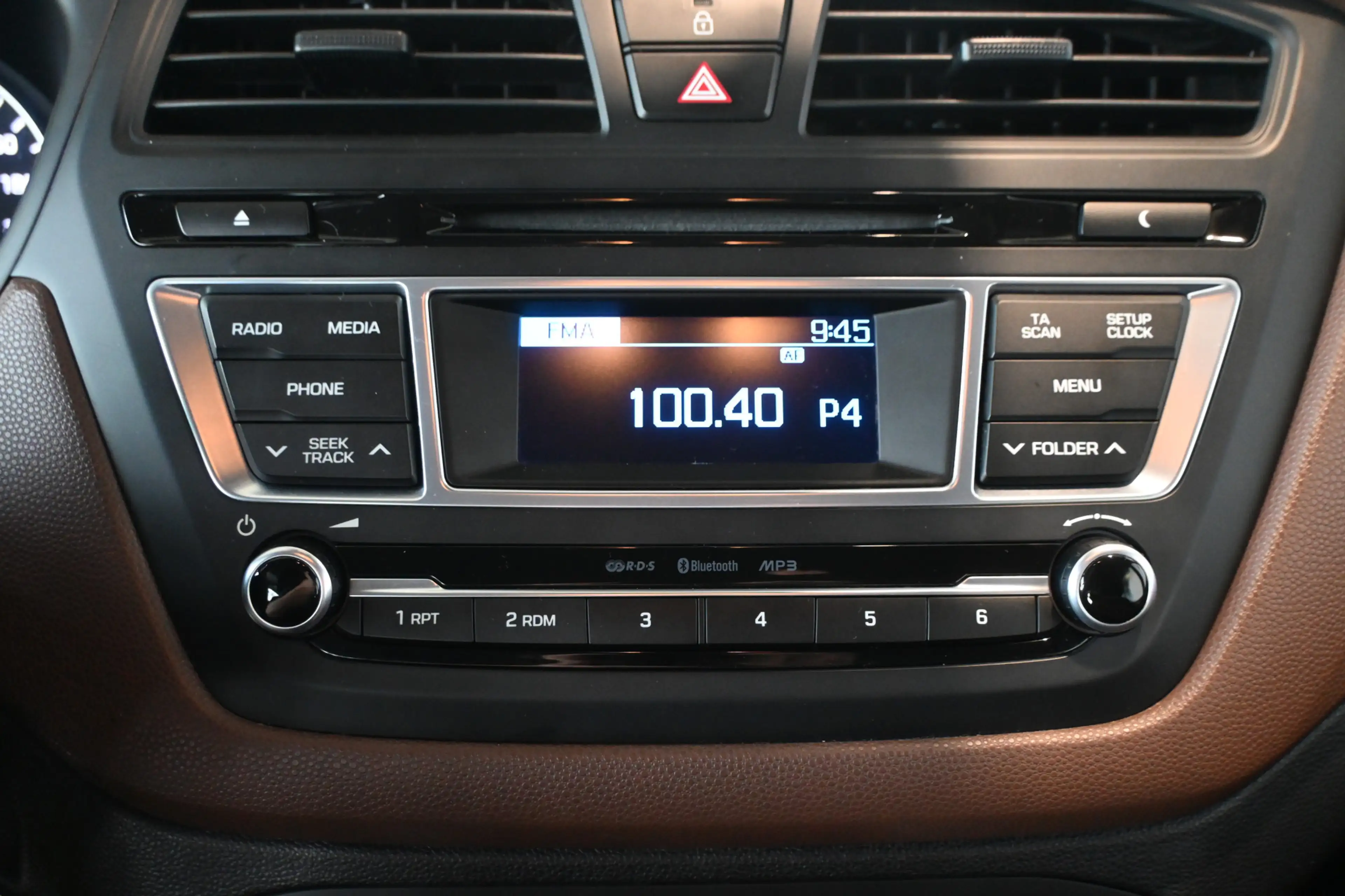Hyundai i20 1.2 HP i-Motion Nap! Airco Cruise control Trekhaak — photo 9