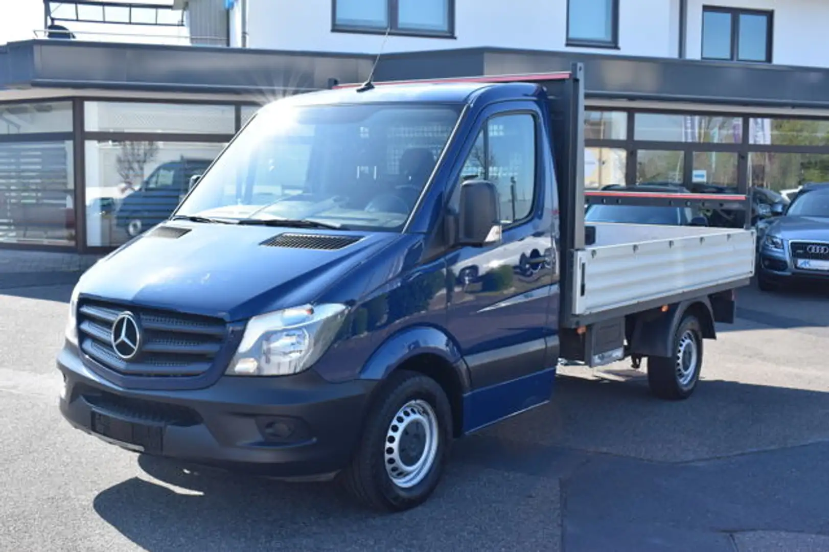 Mercedes-Benz Sprinter Blau - 2