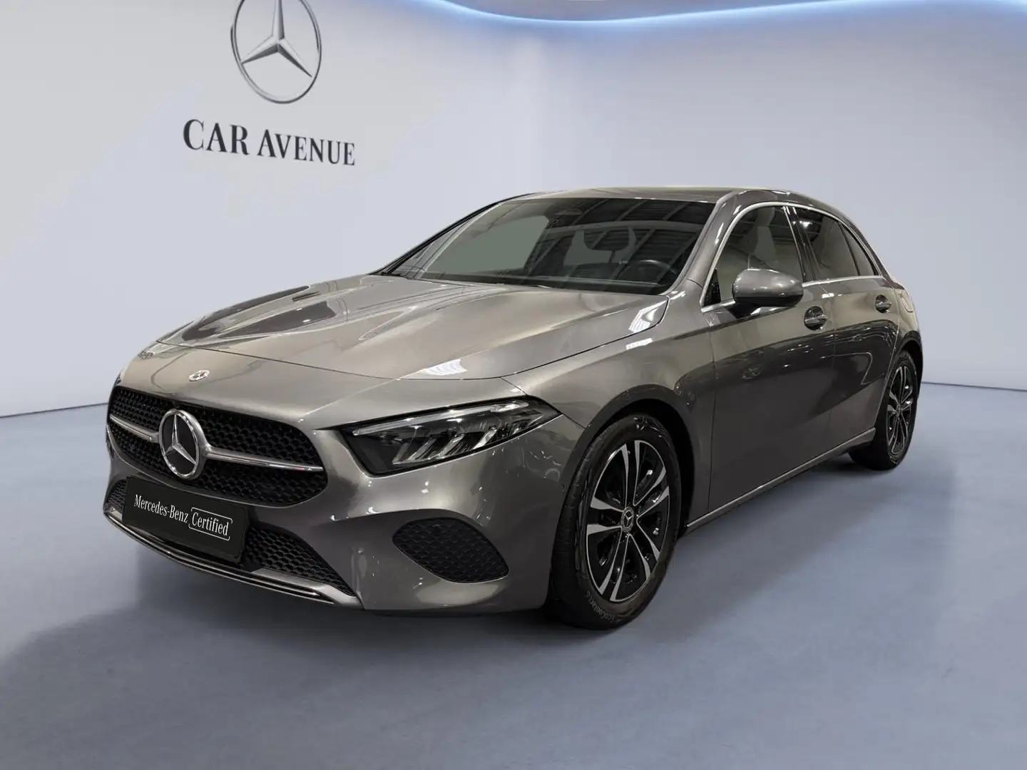 Mercedes-Benz A 180 Classe d Luxury Line Grau - 1