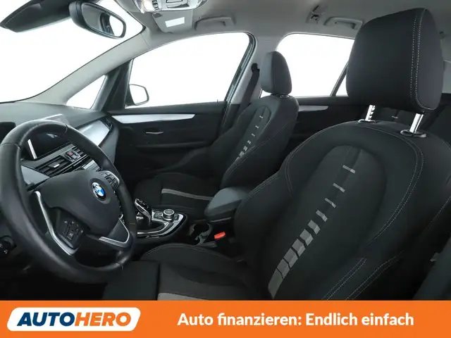 BMW 2 Series view 10