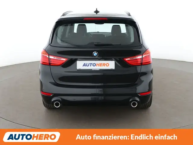 BMW 2 Series view 5
