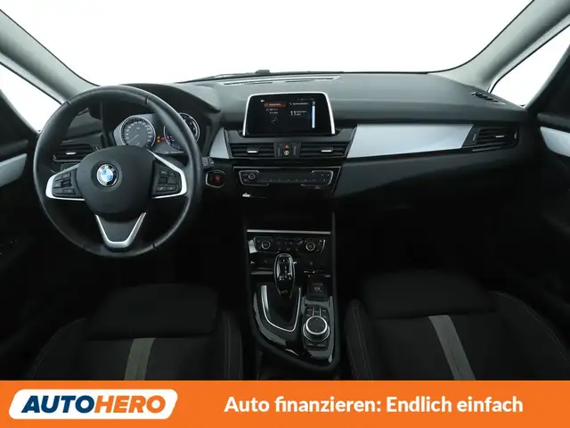 BMW 2 Series view 12
