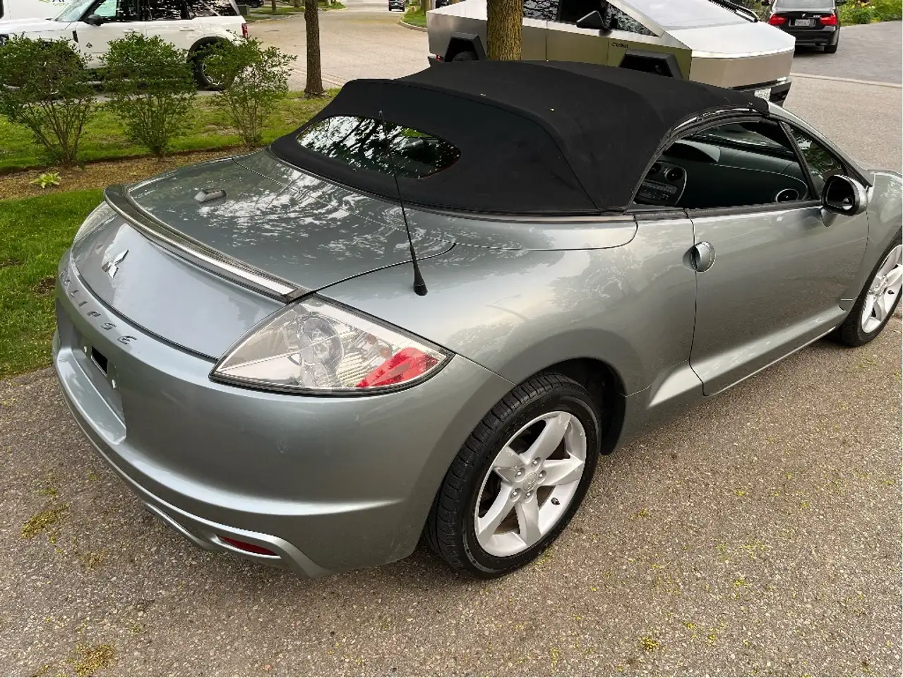 Mitsubishi Eclipse снимка Mitsubishi Eclipse