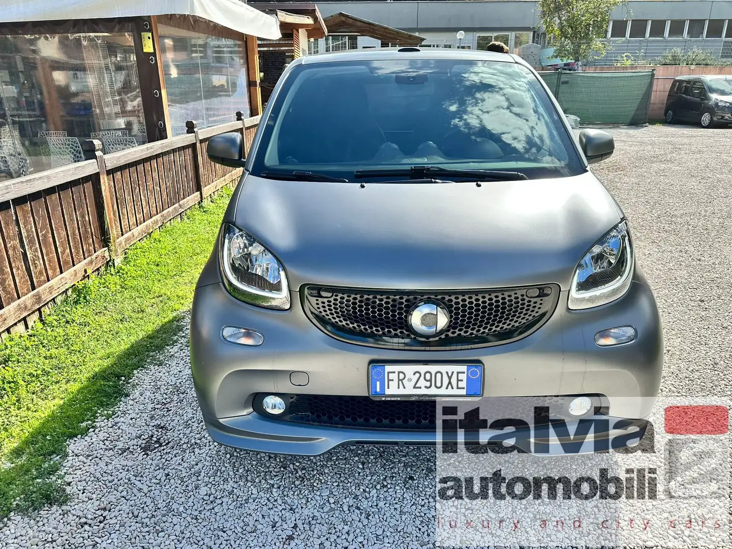 smart forTwo 90cv twinamic cabrio PRIME all BRABUS Grigio - 2