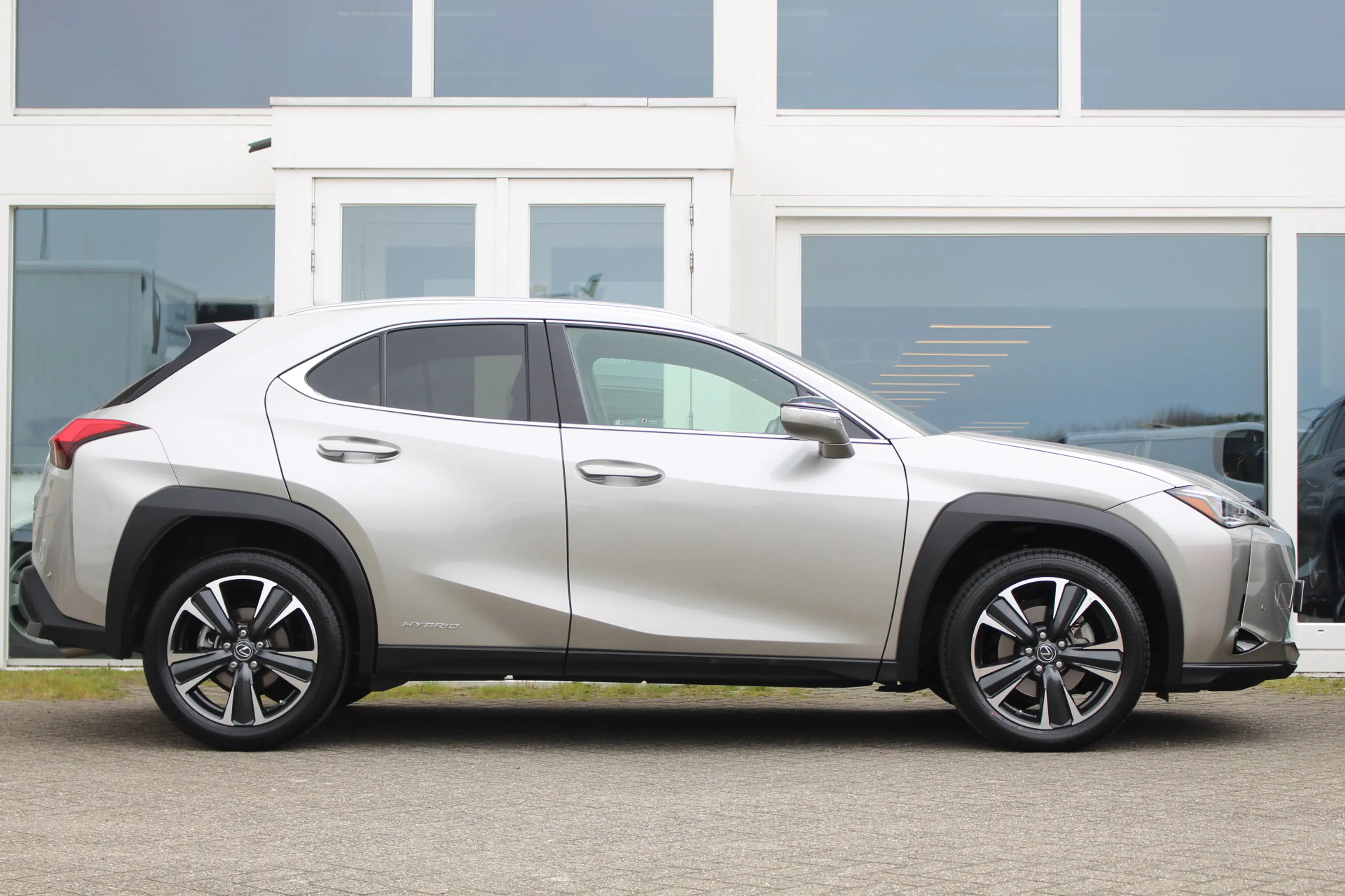 Lexus UX 250h Hybride Business+ Line I Carplay I Camera I Sensor — photo 12