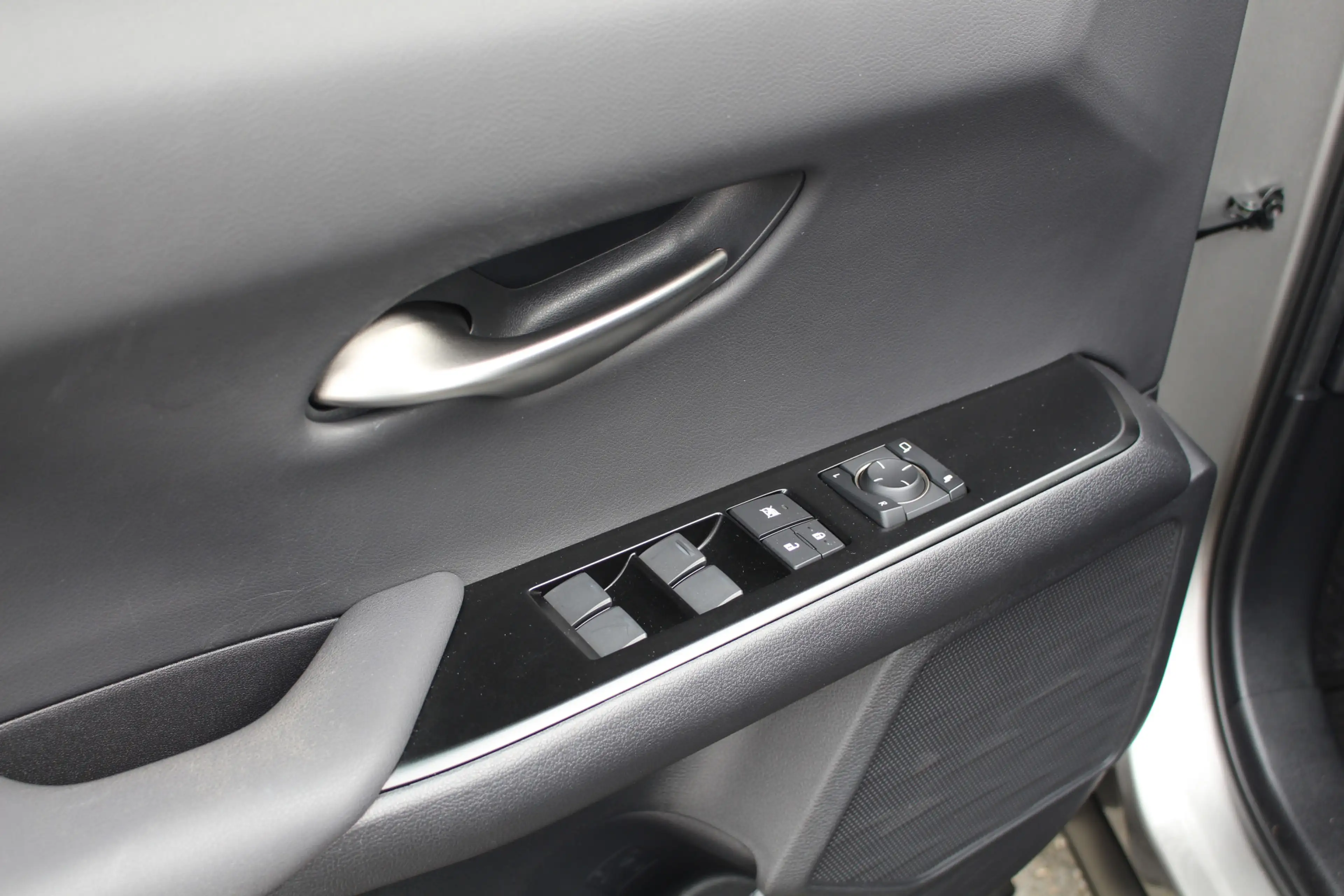 Lexus UX 250h Hybride Business+ Line I Carplay I Camera I Sensor — photo 15