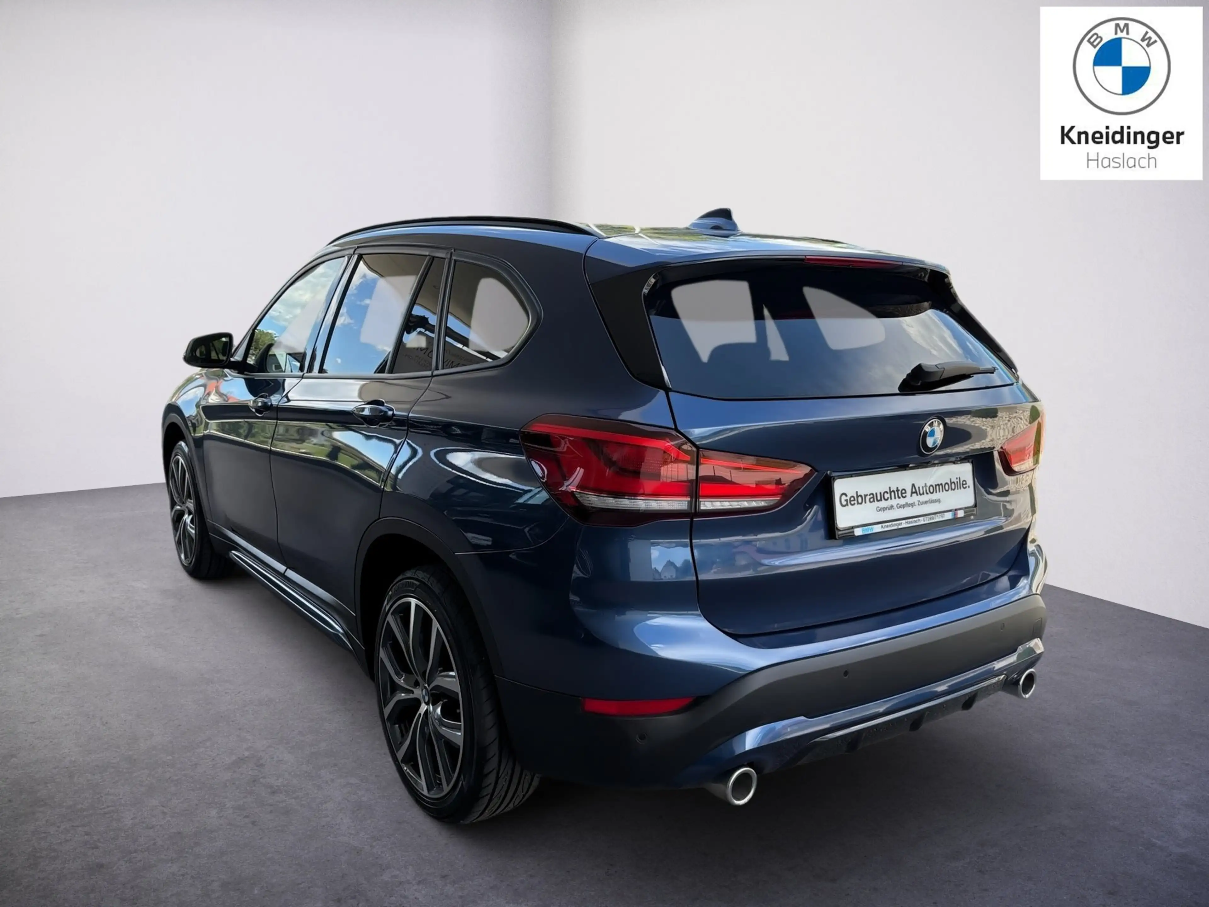 BMW X1 sDrive18d — photo 4