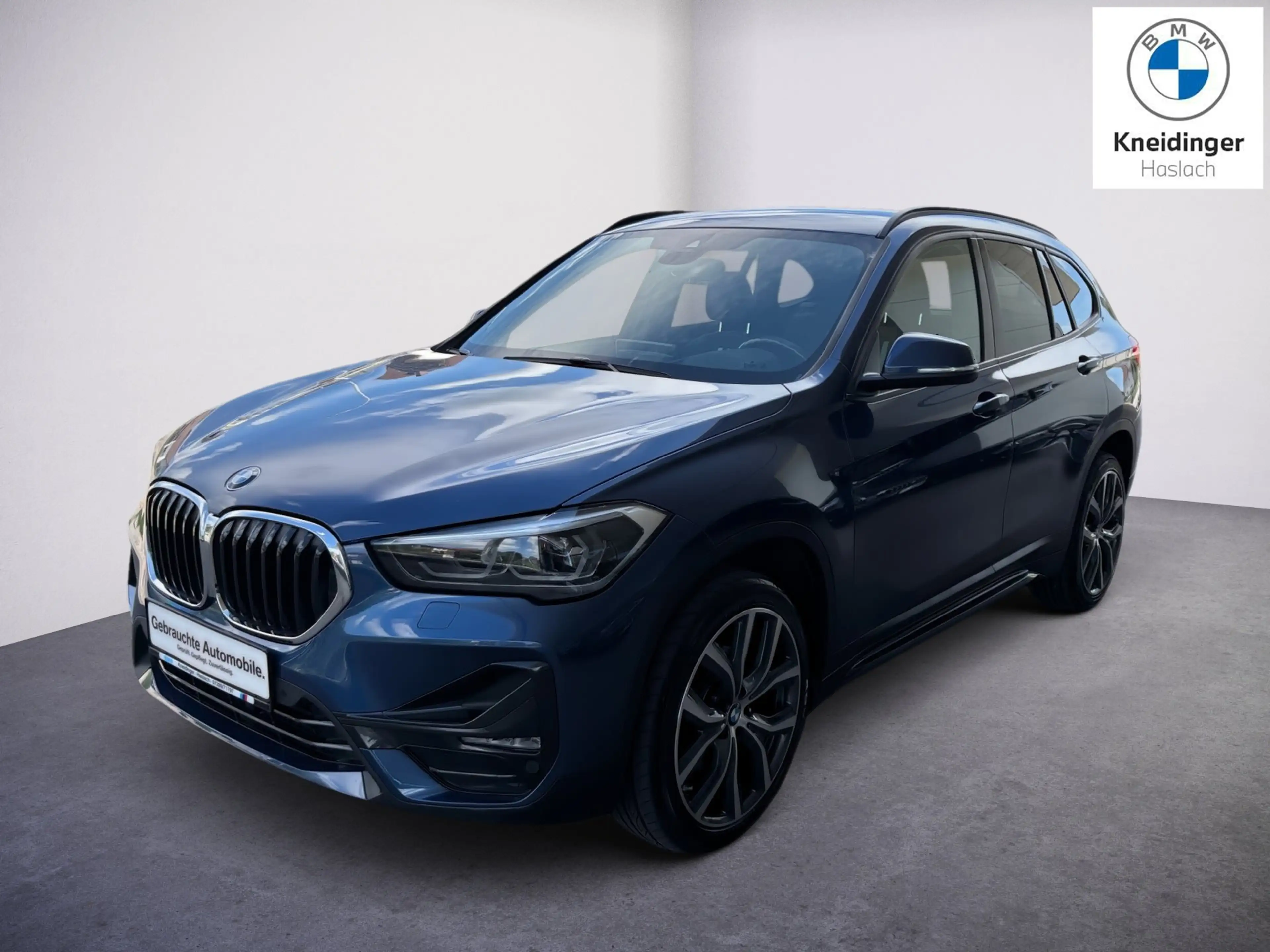BMW X1 sDrive18d — photo 3