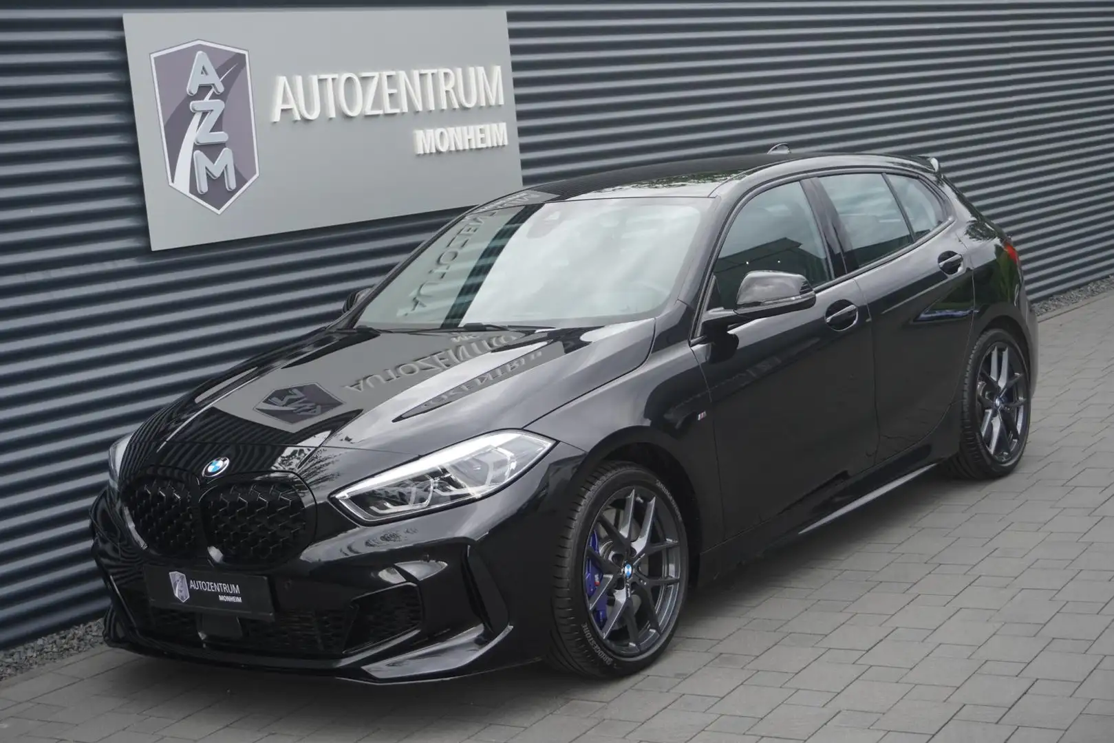 BMW 135 i xDrive|VIRTUAL|HEAD-UP|SHADOW|KEYLESS|LED Fekete - 2