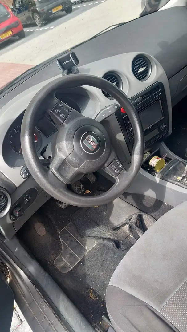 SEAT Ibiza 1.4-16V Signo Brun - 1