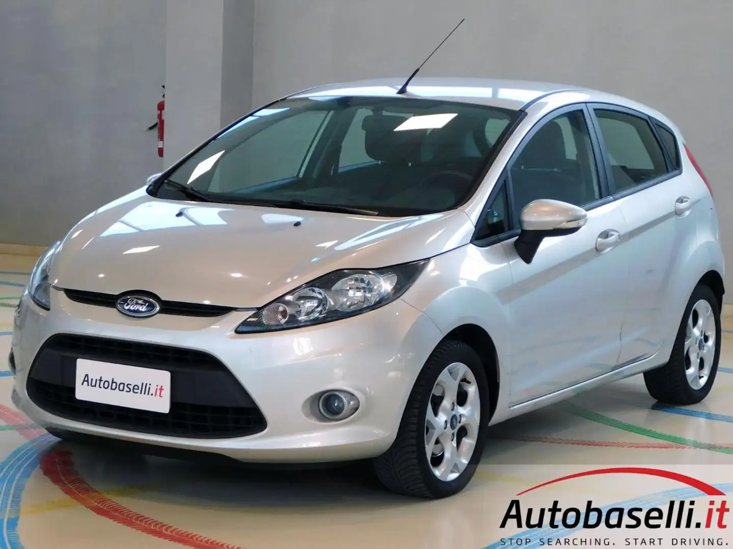 Ford Fiesta 1.2 60CV TITANIUM, UNICA PROPRIETARIA, 5PORTE Silber - 1