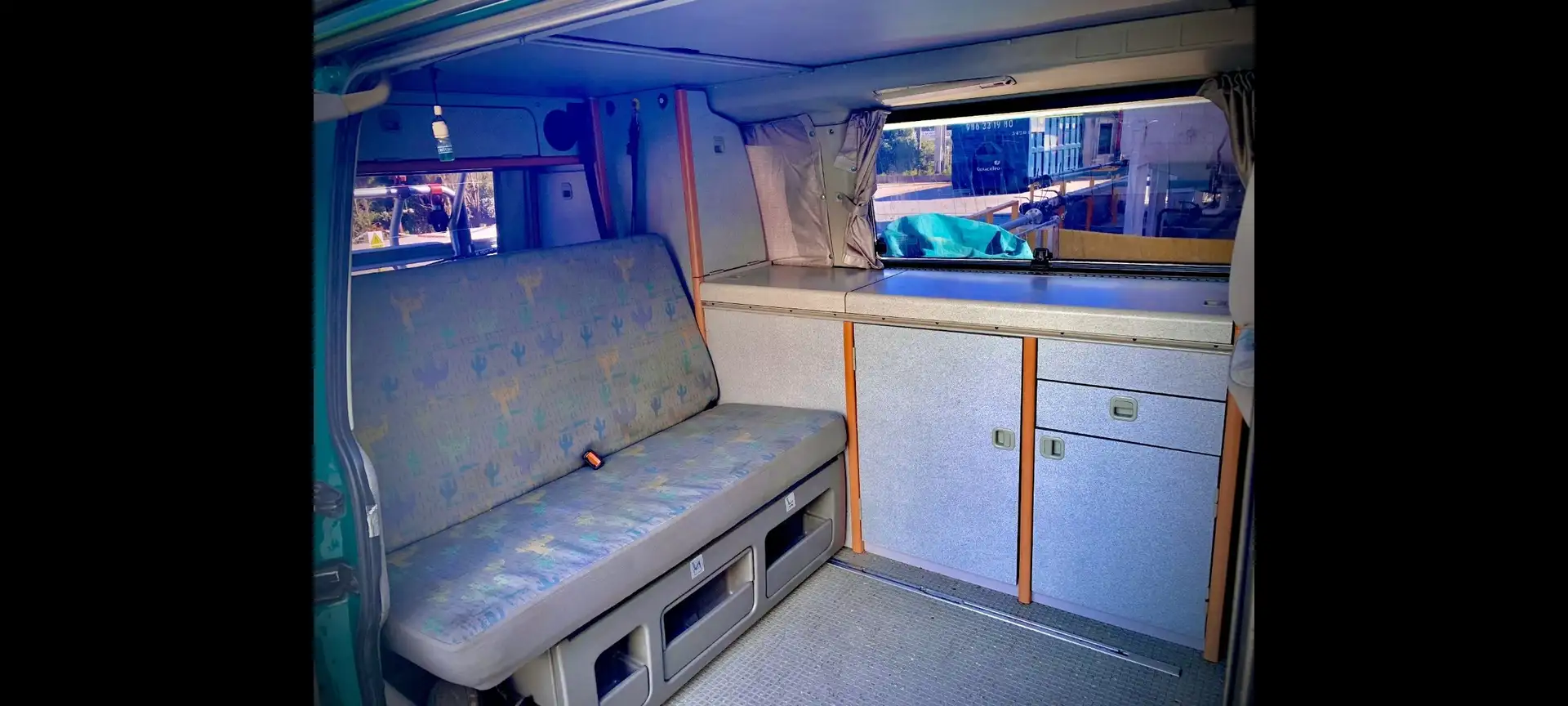 Volkswagen T4 California California 2.5TDi 102 Verde - 2