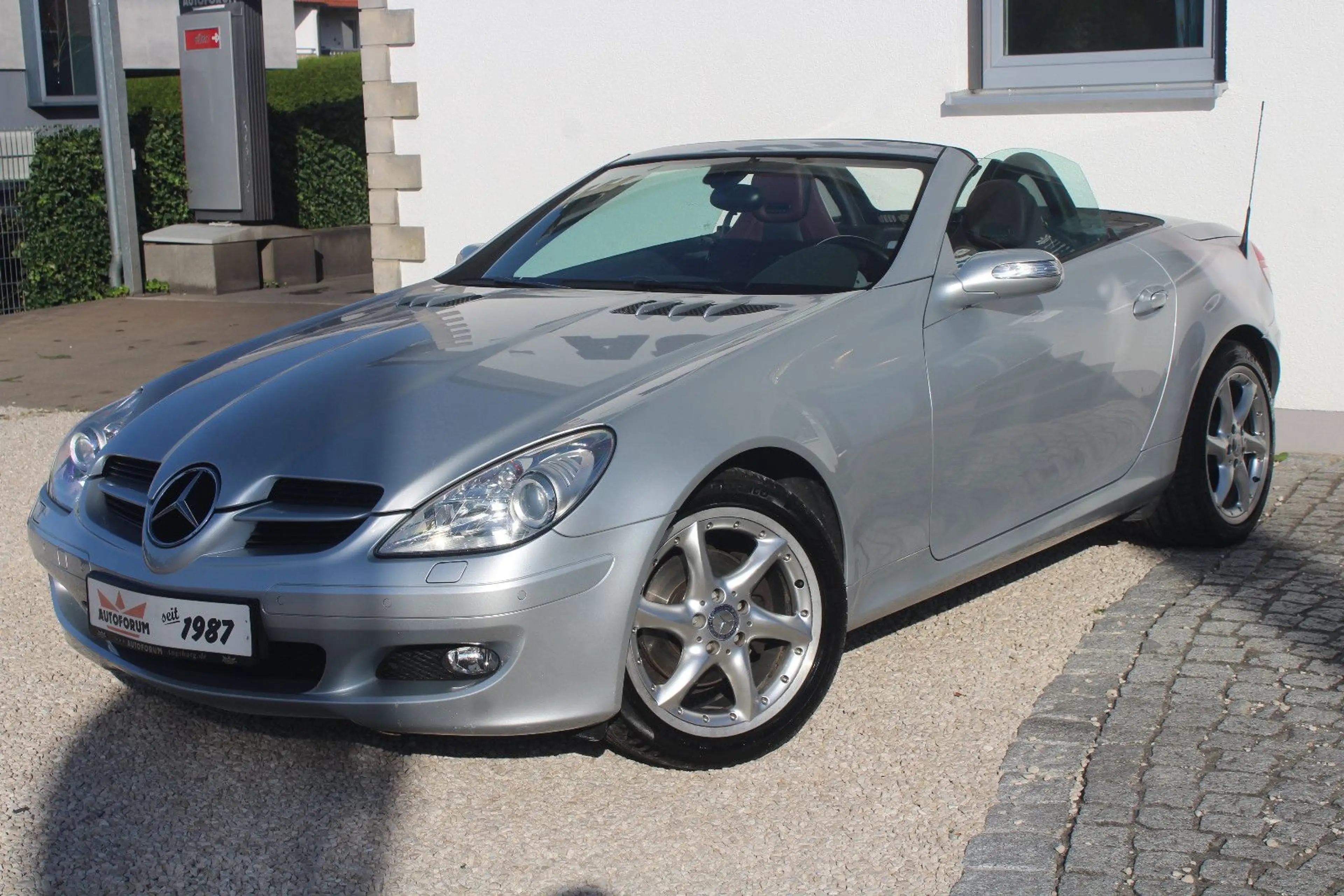 Mercedes-Benz SLK 200 Kompressor~Designo~Airscarf~Xenon~PDC~