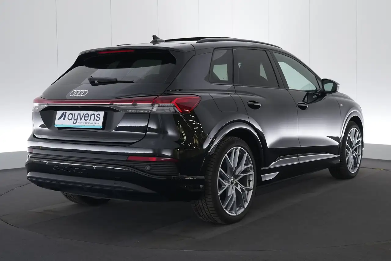 Audi Q4 45 Corporate S-Line LEDER/STOF LED GPS PDC CAM, миниатюра 7