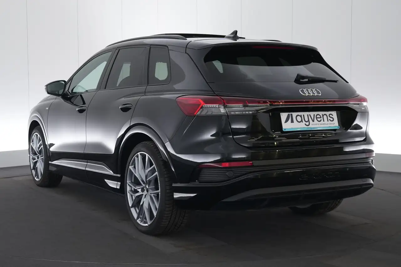 Audi Q4 45 Corporate S-Line LEDER/STOF LED GPS PDC CAM, миниатюра 9