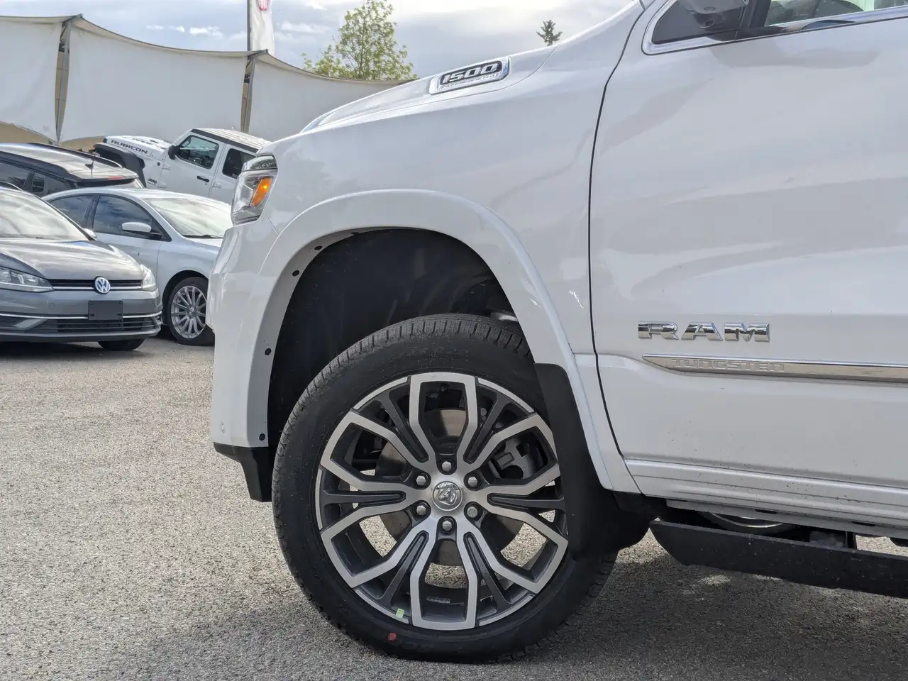 RAM 1500 снимка RAM 1500