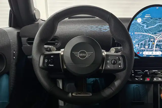 MINI Hatch view 11